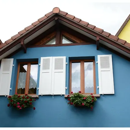 La Maison Bleue A